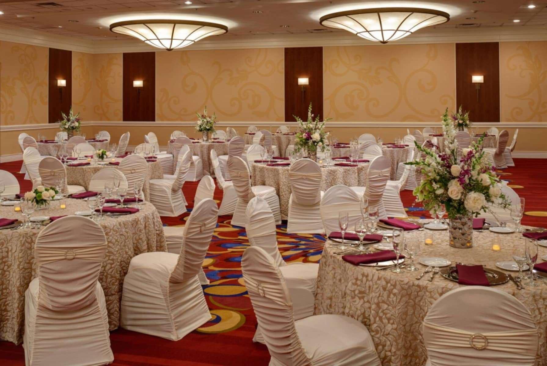 Wyndham Cleveland Airport Otel Dış mekan fotoğraf
